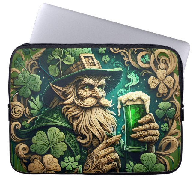 Der verzauberte Abend von Ale a Leprechauns Toast Laptopschutzhülle (Vorderseite)