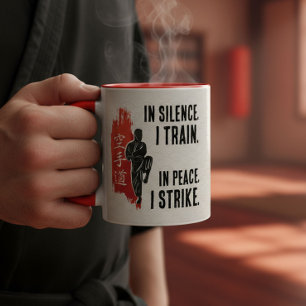 Der Weg des Karate - Pinselstrich Kraft Zweifarbige Tasse