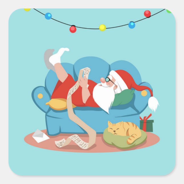 Der Weihnachtsmann auf dem Sofa im Schlafanzug Quadratischer Aufkleber (Vorderseite)
