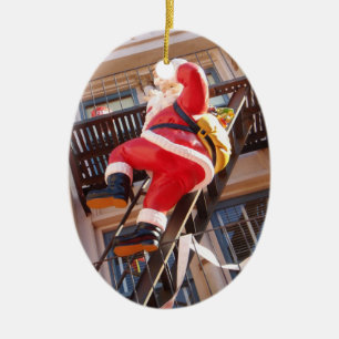 Der Weihnachtsmann auf der Flucht Keramik Ornament