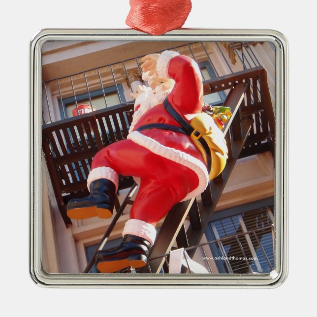 Der Weihnachtsmann auf der Flucht Ornament Aus Metall (Vorne)