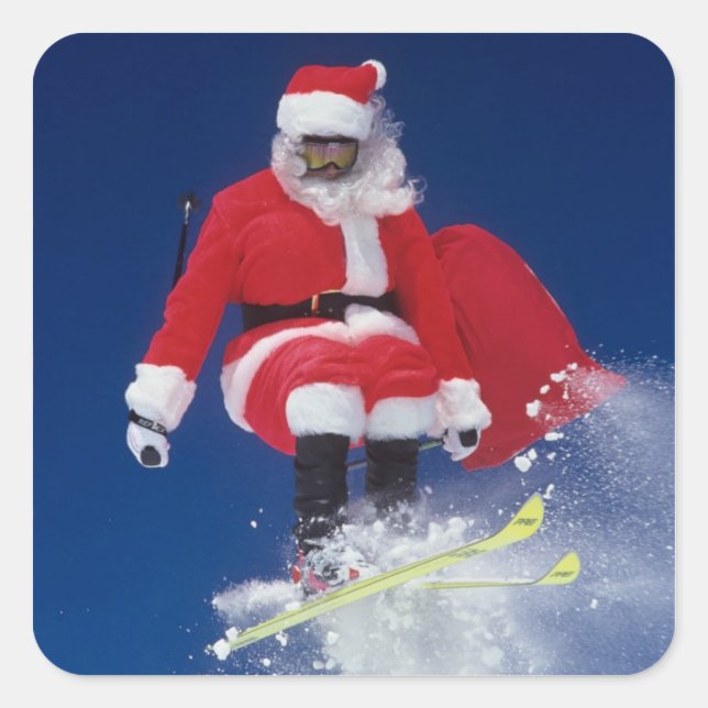 Der Weihnachtsmann auf Skiern springt von einem Ko Quadratischer Aufkleber (Vorderseite)