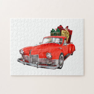Der Weihnachtsmann fährt ein Retro-Auto mit Beglei