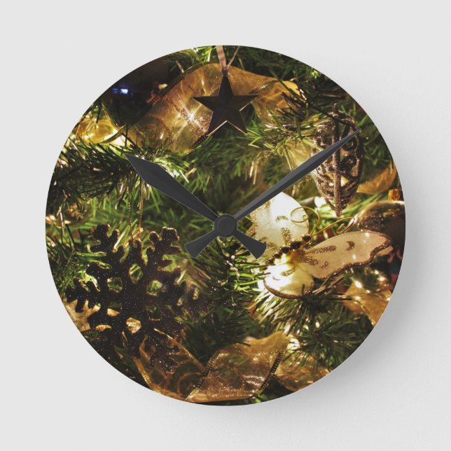 Der Weihnachtsschmetterling Runde Wanduhr (Vorderseite)