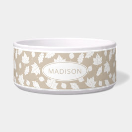 Der weiße Herbst hinterlässt Muster auf Beige & Pe Napf