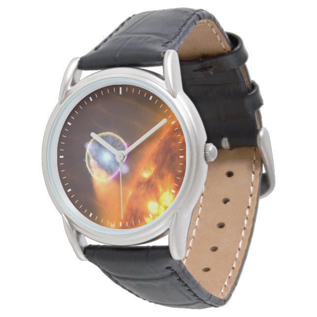 Der weiße Zwergstern in V407 Cygni Armbanduhr (Schrägansicht)