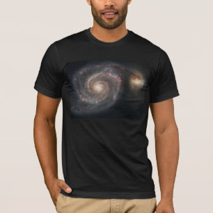 Der Whirlpool Galaxy M51 & Companion im Weltraum T-Shirt