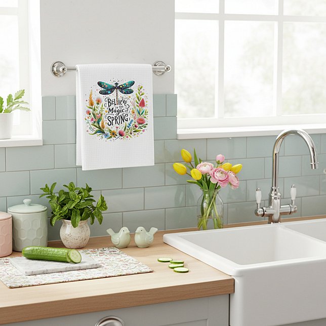 Der Zauber der Blumen des Frühlings Geschirrtuch (Von Creator hochgeladen)