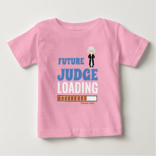 Der zukünftige Richter beim Laden rosa Funny macht Baby T-shirt