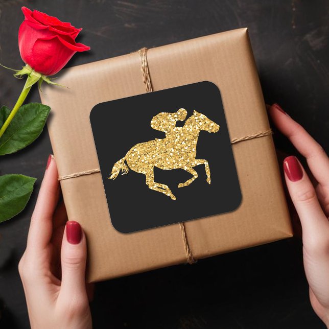 Derby Gold Racehorse auf Black Quadratischer Aufkleber (Gold faux glitter racehorse Derby party square black stickers 3" (smaller size available, too.))
