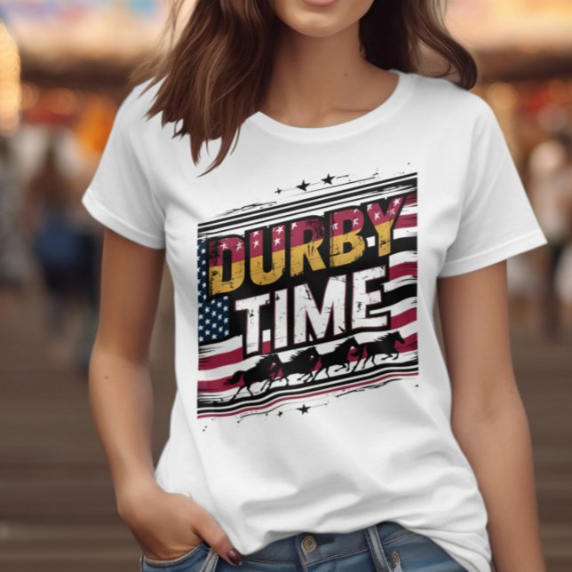 Derby Time: Hintergrund amerikanischer Flaggen T-Shirt (Von Creator hochgeladen)