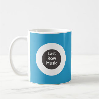 Dernière tasse de café de musique de rangée