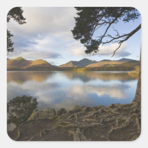 Derwentwater, Lake District, Cumbria, England Quadratischer Aufkleber