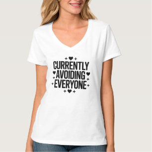 Derzeit Meidet Jeder Design T-Shirt