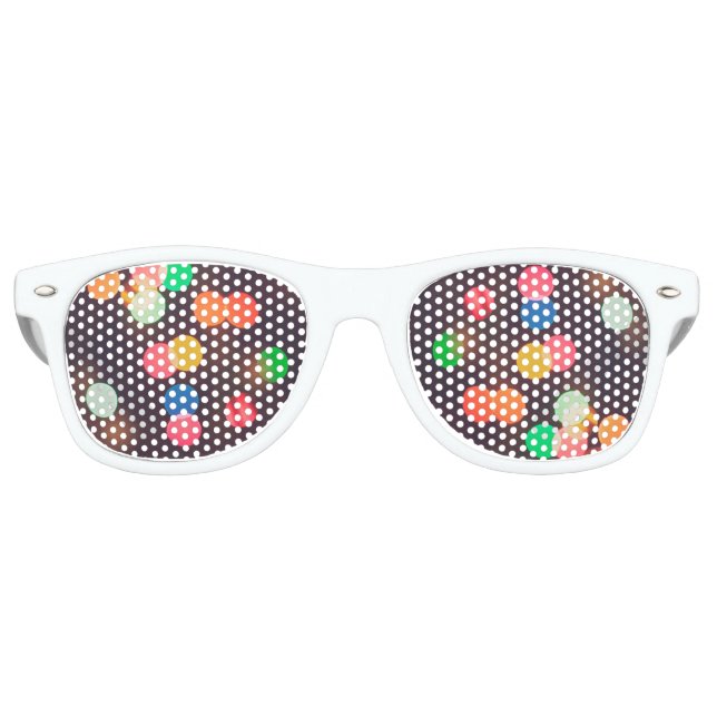 Des lunettes de soleil aux yeux fous qui voient de (Devant)
