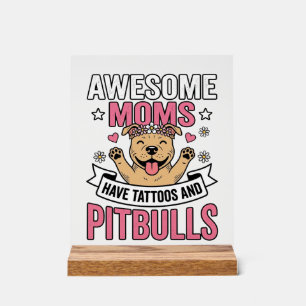 Des mamans géniales ont des tatouages et des Pitbu