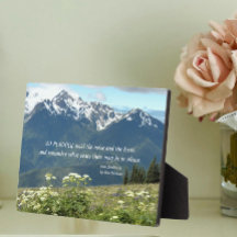 Desiderata Verse Mountains und Wiesen Landschaft