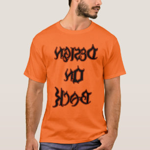 Design auf der Rückseite orange und schwarz T-Shirt
