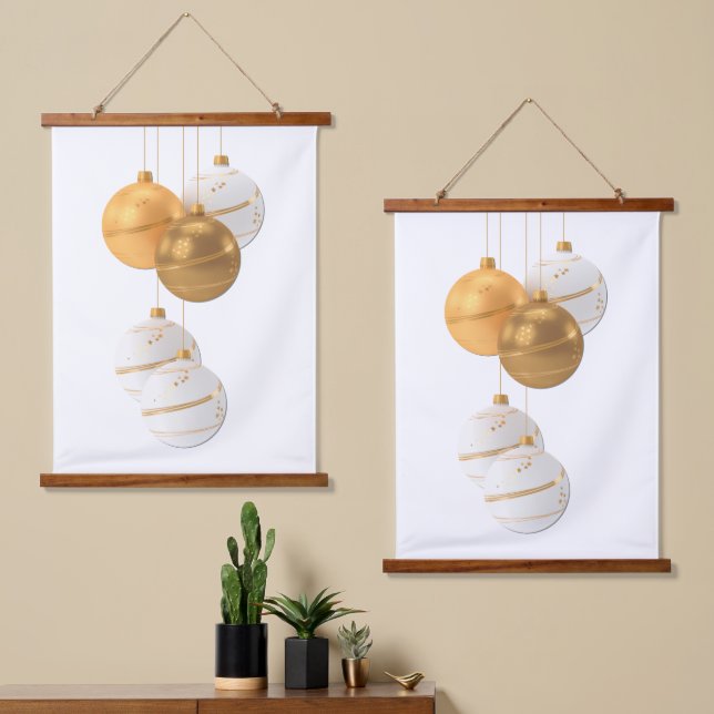 Design der weißen Weihnachtsbälle Wandteppich Mit Holzrahmen (Asymmetrisch)