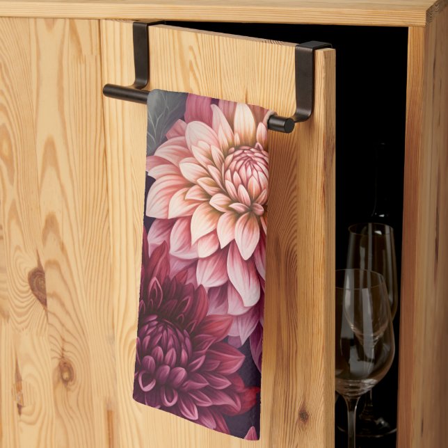 Design des Musters "Wasserfarbe Rosa Dahlia" Geschirrtuch (Drittel gefaltet)