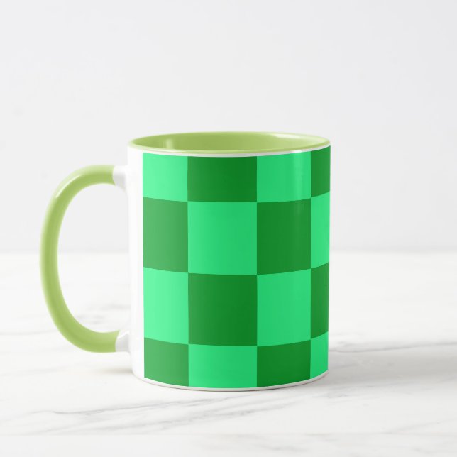 Design für helles und dunkelgrünes Schachbrett Tasse (Links)