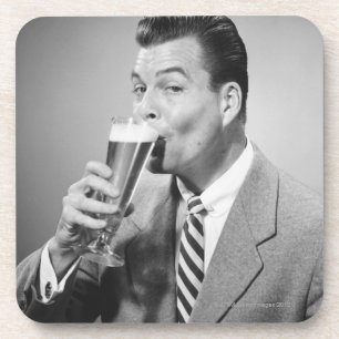 Dessous-de-verre Bière potable d'homme d'affaires