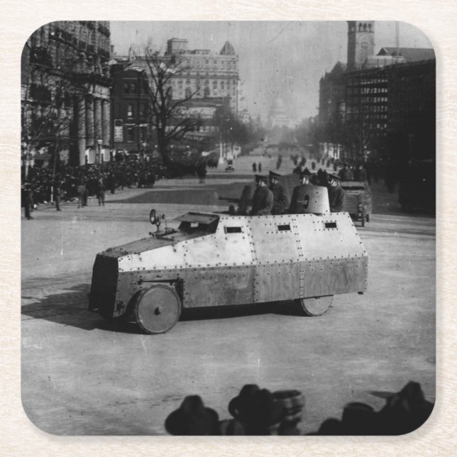 Dessous De Verre Carré 27 mars 1917 :  L'escadron de véhicule blindé (Devant)