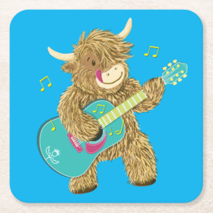 Dessous De Verre Carré Cute Scottish Highland Cow joue de la guitare