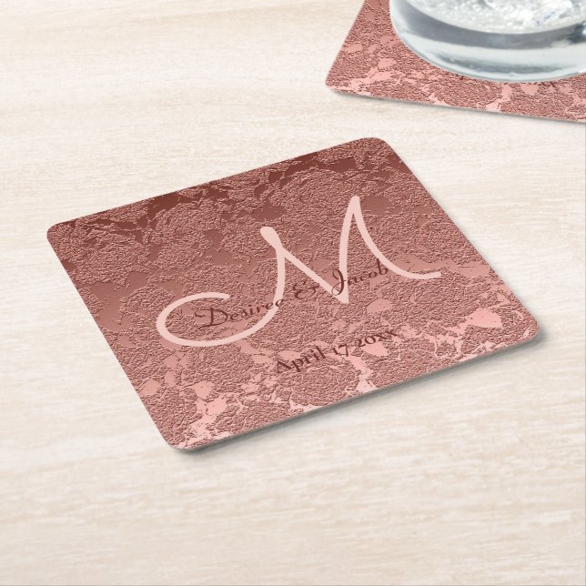 Dessous De Verre Carré Élégant Rose Gold Wedding Réception Monogramme (Incliné)
