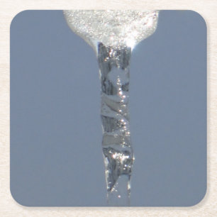 Dessous De Verre Carré Grande Icicule Dans Le Ciel Bleu