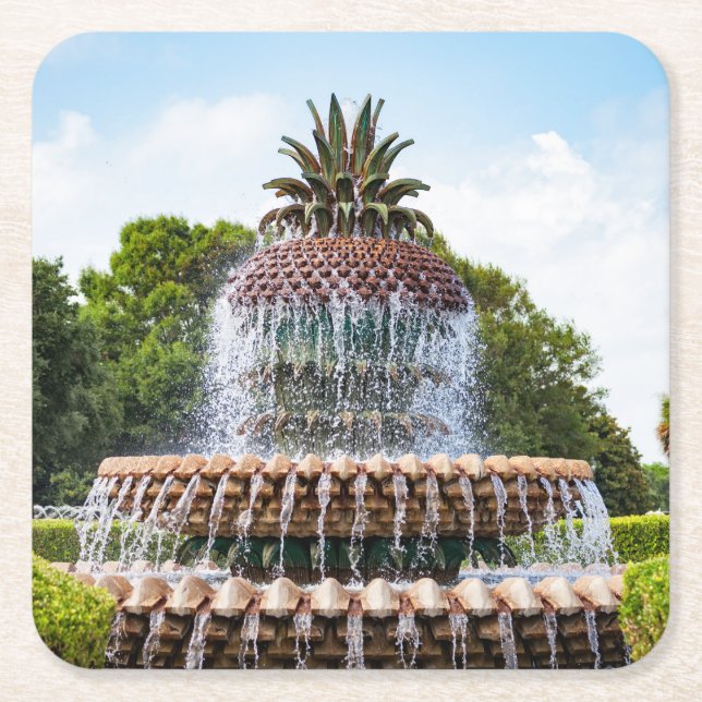 Dessous De Verre Carré Pineapple Fountain in Charleston, SC (Devant)