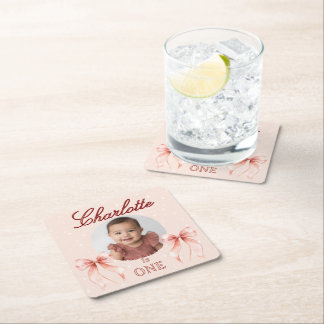 Dessous De Verre Carré Première année avec un nœud rose !