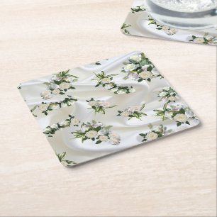 Dessous De Verre Carré Soie blanche luxueuse et fluide et roses blanches.