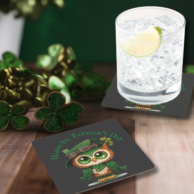 Dessous De Verre Carré St. Patrick's Day Green Owl personnalisé (St. Patrick's Day Green Owl personalized Square Paper Coaster)