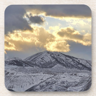 Dessous-de-verre Coucher de soleil orageux au-dessus des monts couv