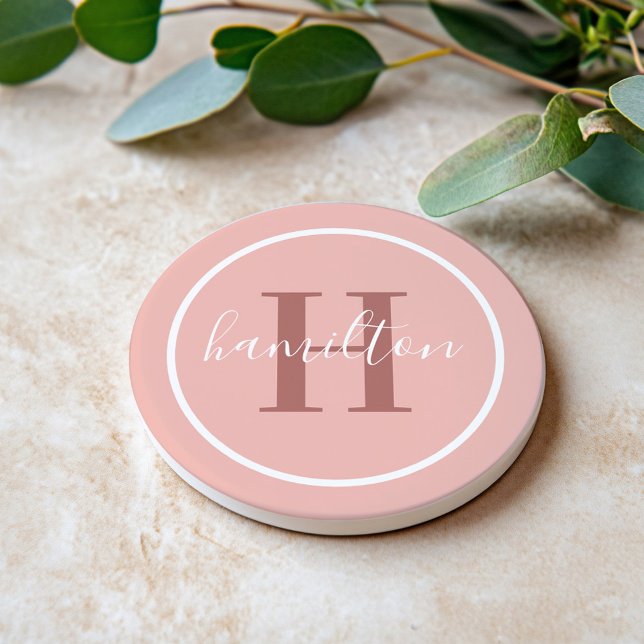 Dessous De Verre En Grès Élégant Monogramme Rond Script Rose Pâle (Créateur téléchargé)