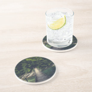 Dessous De Verre En Grès Pont suspendu simple rivière Idrijca, Slovénie
