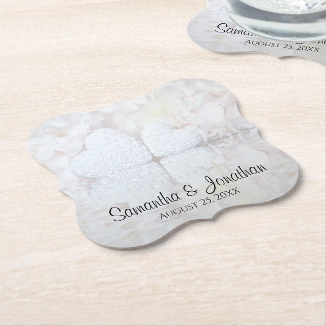 Dessous-de-verre En Papier Fleurs blanches & Coeurs Réflexions Mariage (Incliné)