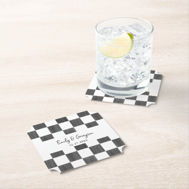 Dessous-de-verre En Papier Painted Black Checkerboard Pattern Wedding (En situation)