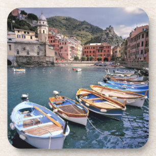 Dessous-de-verre Europe, Italie, Vernazza. Bateaux aux peintures vi