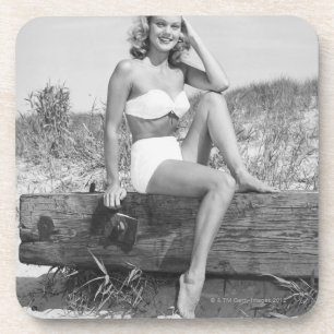 Dessous-de-verre Femme dans le bikini