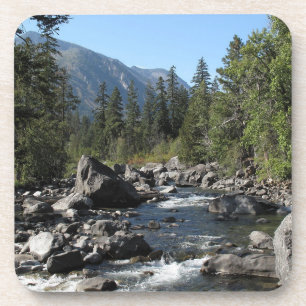 Dessous-de-verre Paysage accidenté de la rivière Mountain