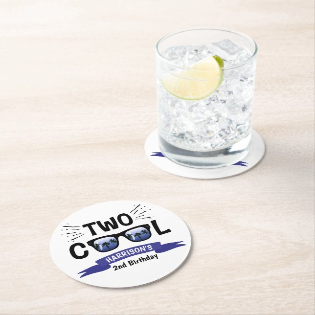 Dessous De Verre Rond Deux garçons Cool 2e anniversaire (En situation)