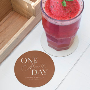 Dessous De Verre Rond Une répétition Mariage d'un jour de plus Terracott