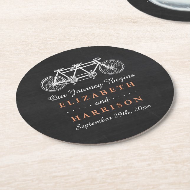 Dessous De Verre Rond Vélo Tandem Sur Mariage Chalkboard (Incliné)