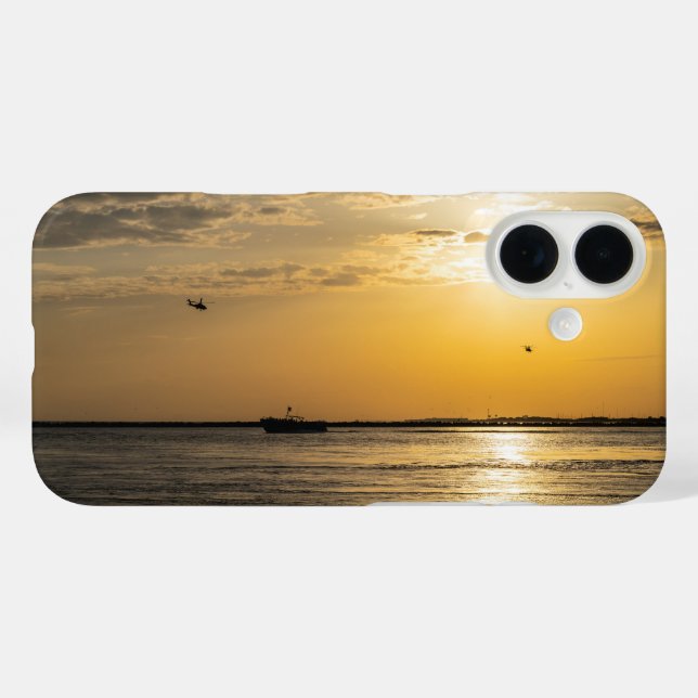 Destin Sunset And Helicopters iPhone Case (Rückseite (Horizontal))