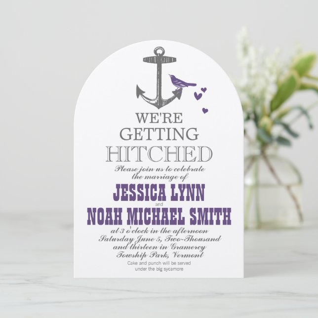 Destination Beach Niedlicher Lila Bird Gray Anker Einladung (Stehend Vorderseite)