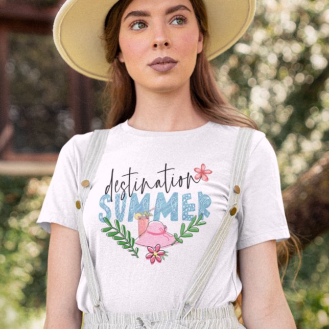 Destination Summer Cocktail Hat Typografie T-Shirt (Von Creator hochgeladen)
