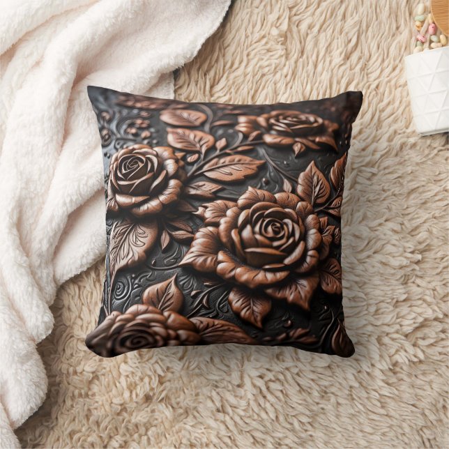 Detaillierte Rose von Kupfer auf dunkler Leinwand Kissen (Decke)