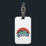 Detroit Michigan City Skyline Retro Stadtbild Gepäckanhänger<br><div class="desc">Vintages und retro City Design mit wunderschöner Skyline, touristischer Attraktion und Stadtbild. Cooler Wolkenkratzer und Gebäude Silhouette Illustrationen für Touristen und Reisende. Ideal als Souvenir, um Zuhause auf Reisen zu bringen. Rett die Erinnerung an deine Reise und Ferien mit Familie und Freunden. Die Hintergrundfarbe kann auf die gewünschte Farbe angepasst...</div>